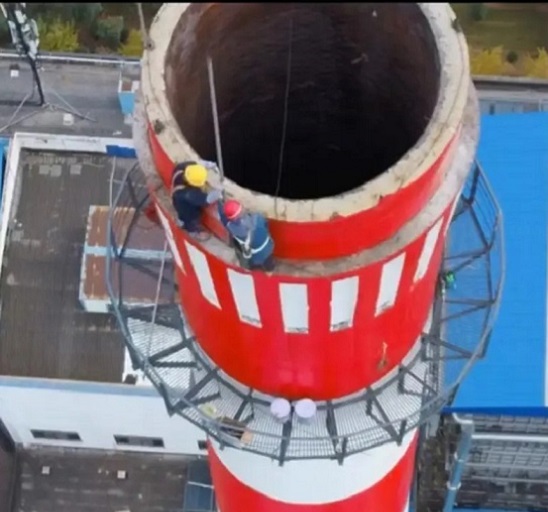 煙囪安裝避雷針：高空安裝，質(zhì)量保證